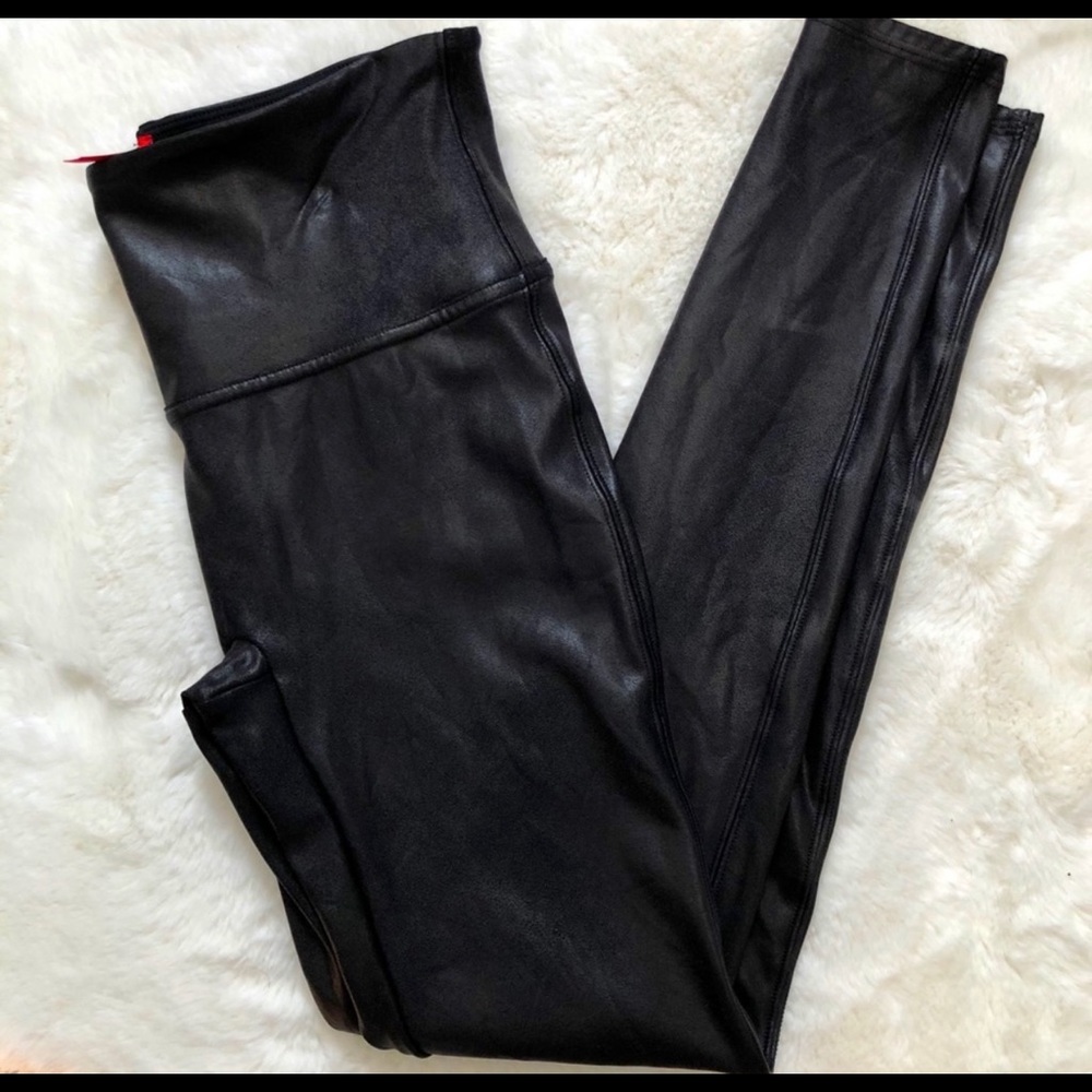 Spanx leather leggings size M